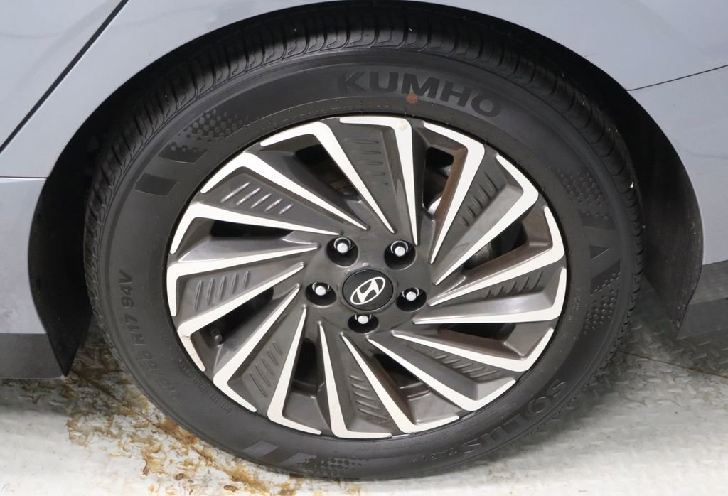 Certified 2025 Hyundai Sonata SEL image 19