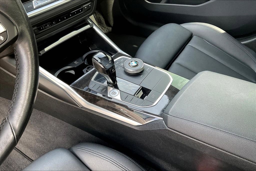 Used 2019 BMW 330i xDrive Sedan w/ Convenience Package image 18