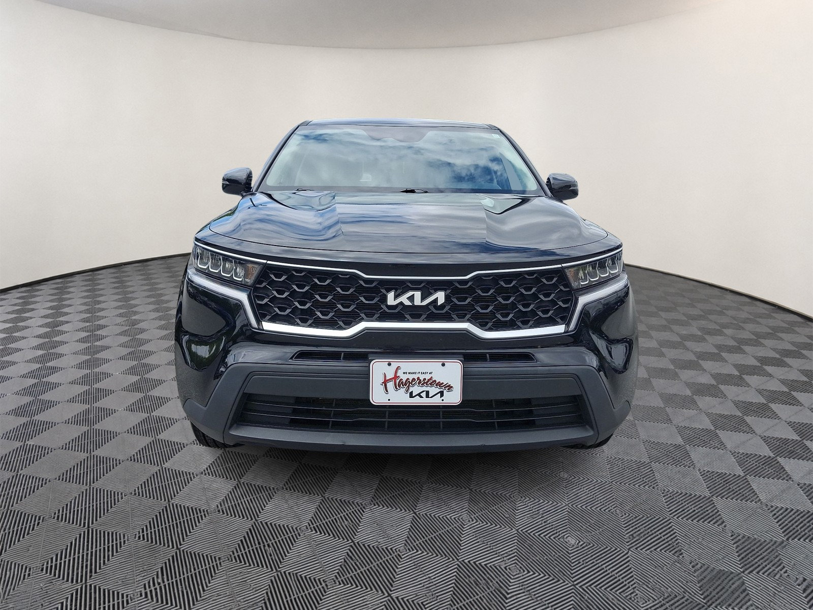 Used 2022 Kia Sorento LX AWD/4WD image 2