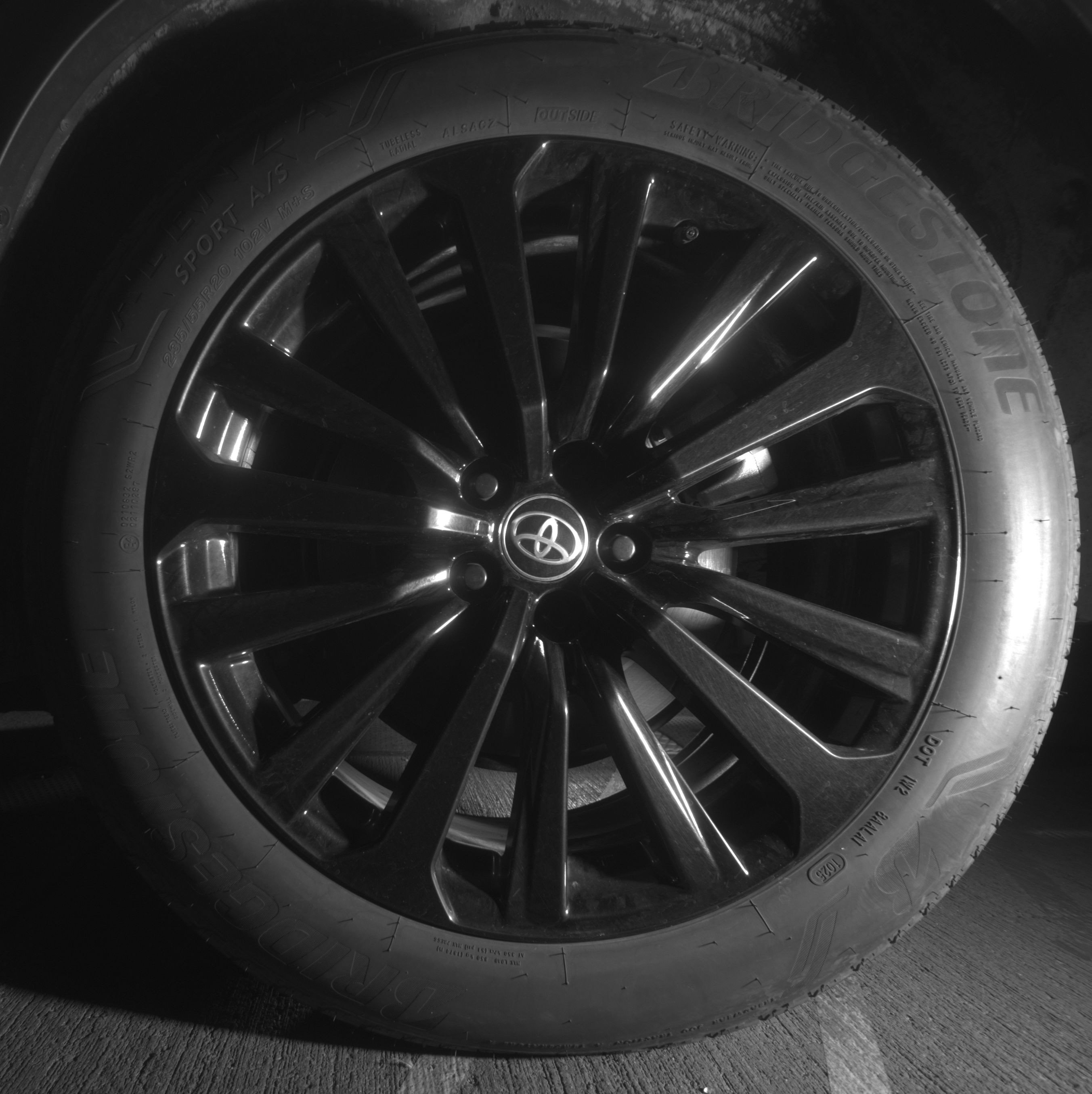 Used 2025 Toyota Highlander XSE AWD/4WD image 14