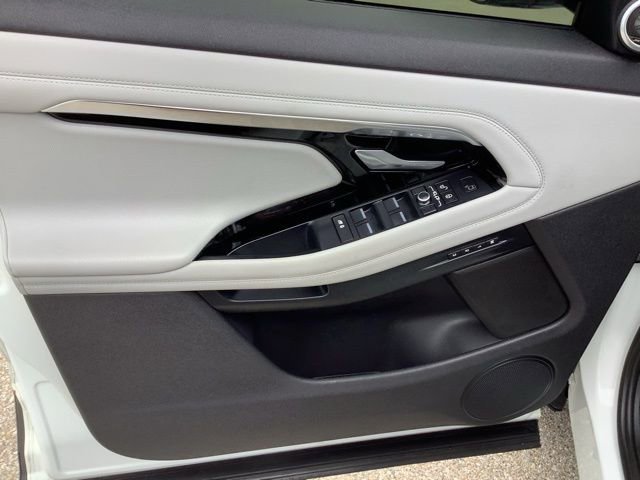 Used 2020 Land Rover Range Rover Evoque SE AWD/4WD image 10