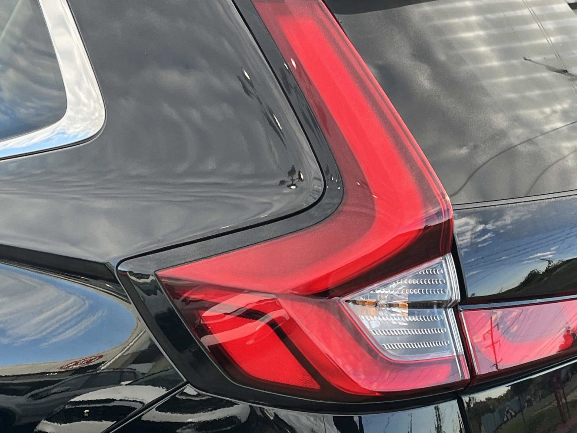 Used 2023 Honda CR-V EX-L image 10