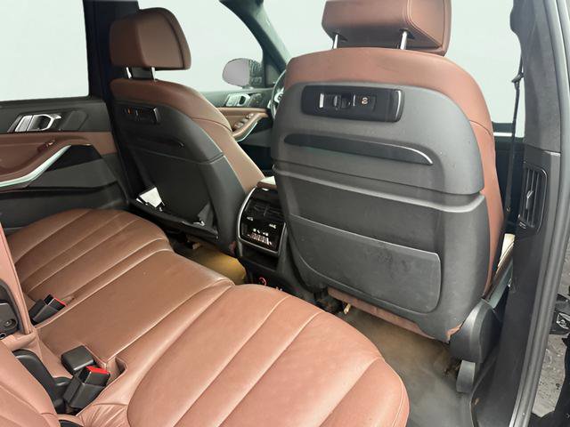 Used 2019 BMW X7 xDrive40i w/ M Sport Package image 28
