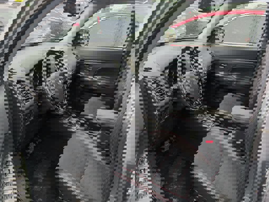 Used 2024 Mitsubishi Outlander Sport SE AWD/4WD image 9