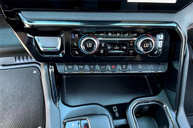 Used 2023 GMC Sierra 1500 AT4 w/ AT4 Preferred Package image 17