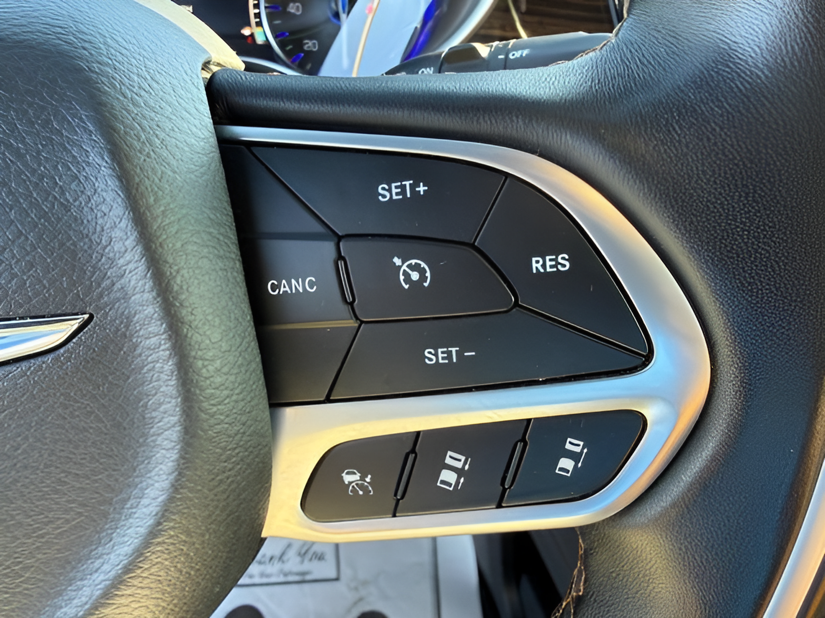 Used 2021 Chrysler Pacifica Pinnacle AWD/4WD image 21