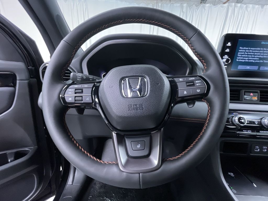 New 2025 Honda Pilot TrailSport image 25