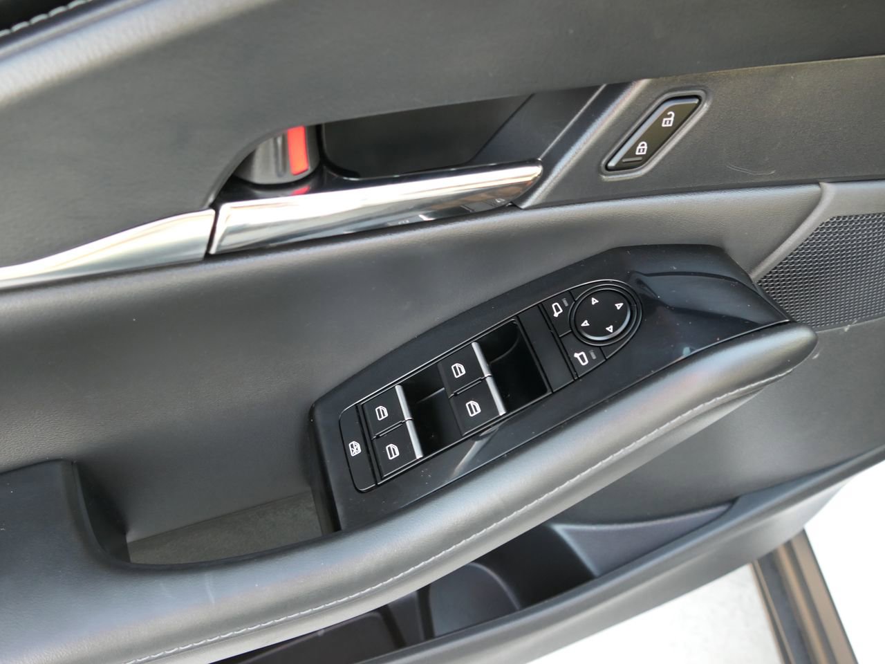 Used 2023 MAZDA CX-30 AWD 2.5 S w/ Preferred Package image 13