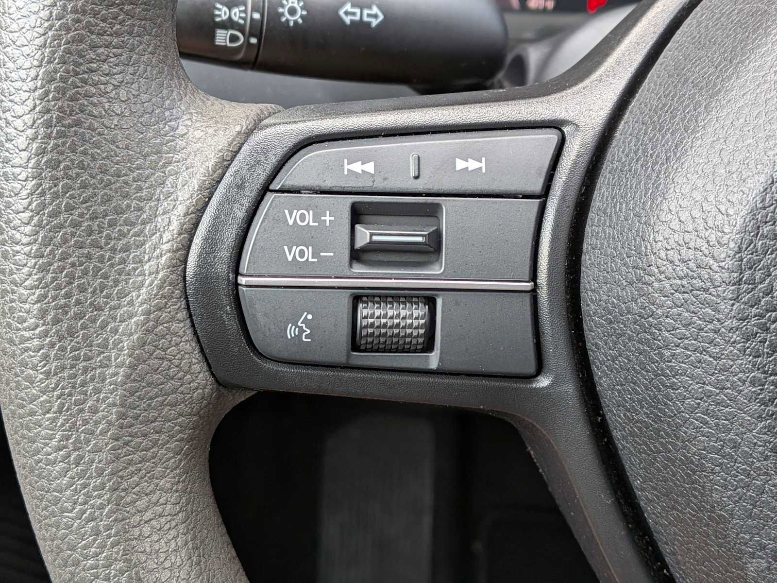 Certified 2023 Honda Accord EX image 24