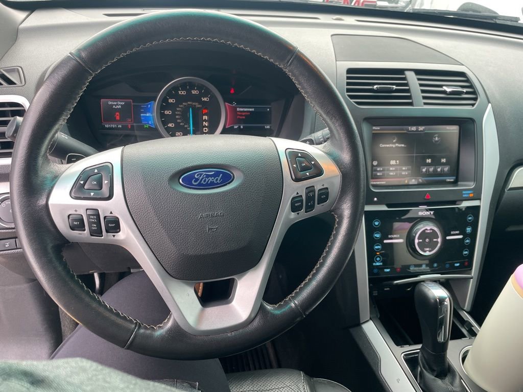 Used 2014 Ford Explorer Sport image 13