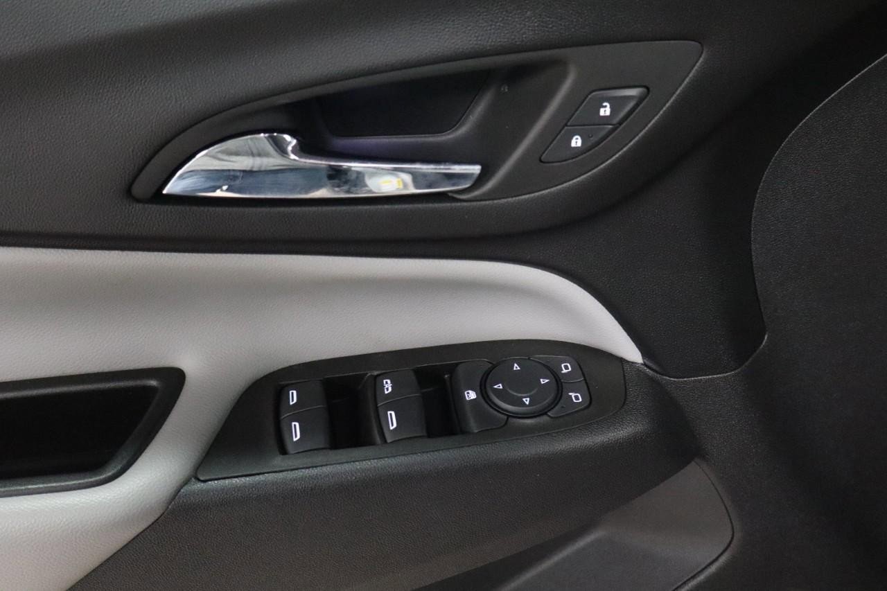 Used 2022 Chevrolet Equinox LT image 11