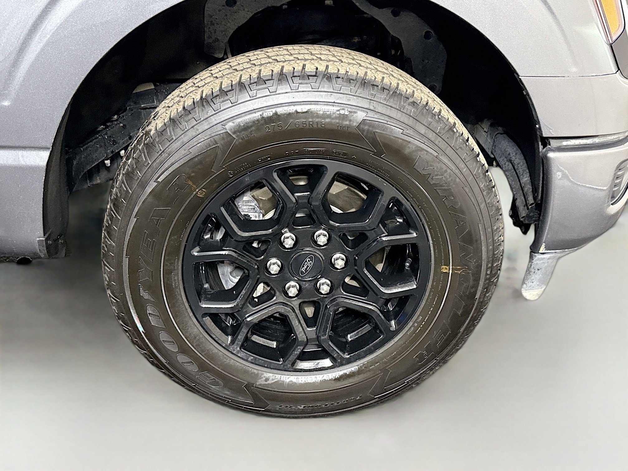 Used 2024 Ford F150 XLT w/ XLT Black Appearance Package image 31