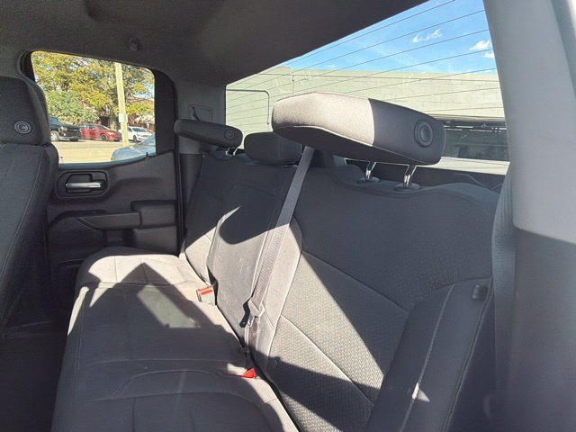 Used 2019 Chevrolet Silverado 1500 Custom w/ Custom Convenience Package AWD/4WD image 11