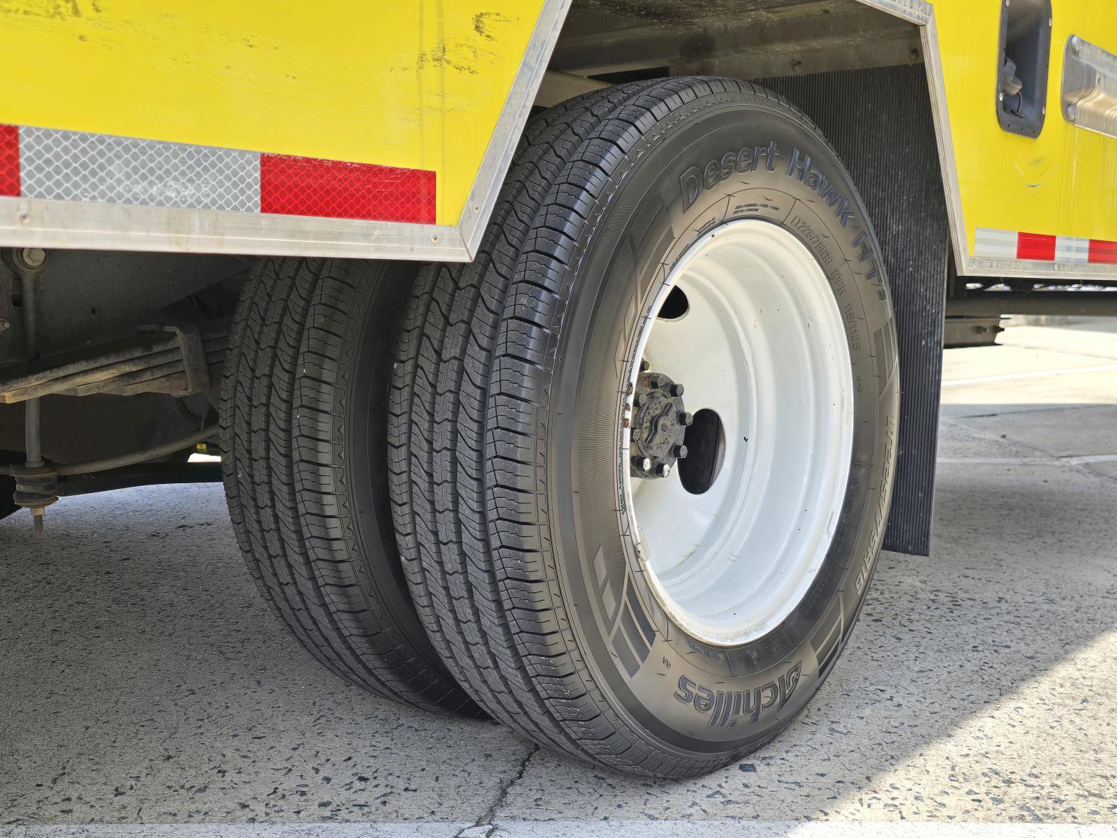 Used 2024 Ford E-350 and Econoline 350 Super Duty w/ Driver's Safety Package image 11