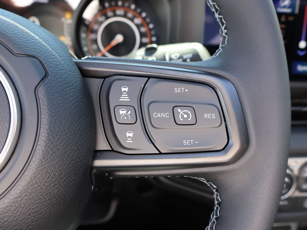 New 2026 Jeep Wrangler Unlimited Rubicon AWD/4WD image 28