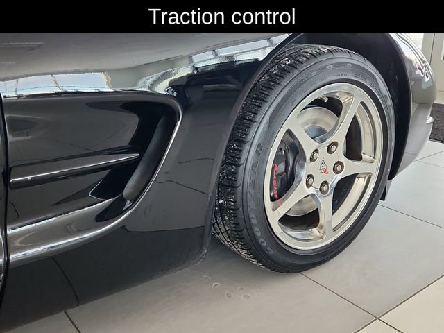 Used 2004 Chevrolet Corvette Base w/ Preferred Equipment Group image 16