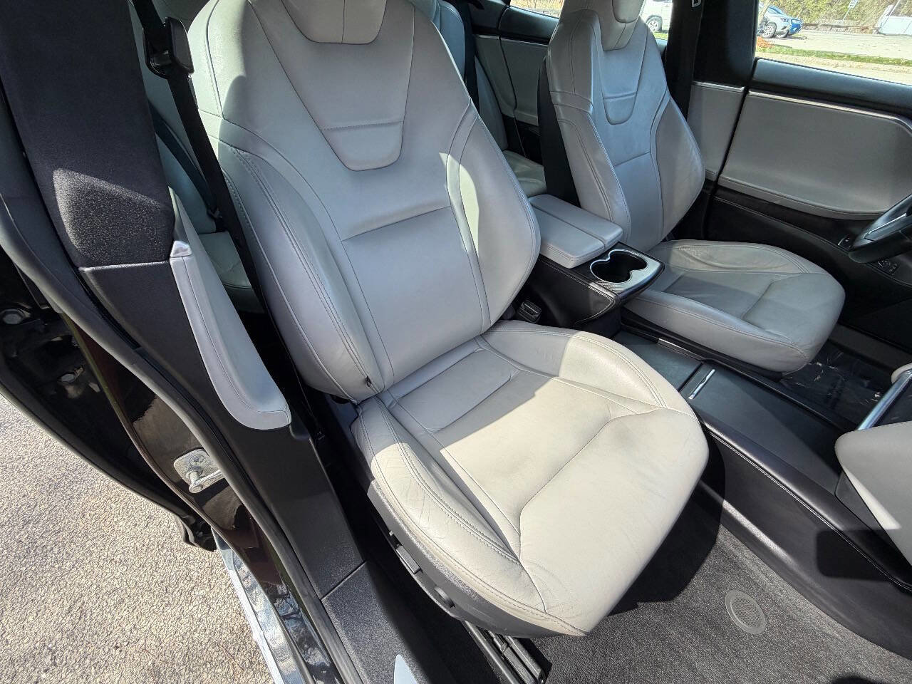 Used 2016 Tesla Model S 90D AWD/4WD image 14