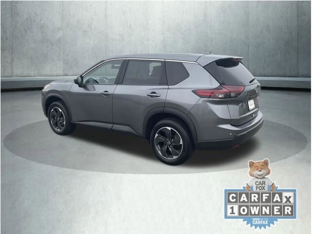 Certified 2024 Nissan Rogue SV image 4
