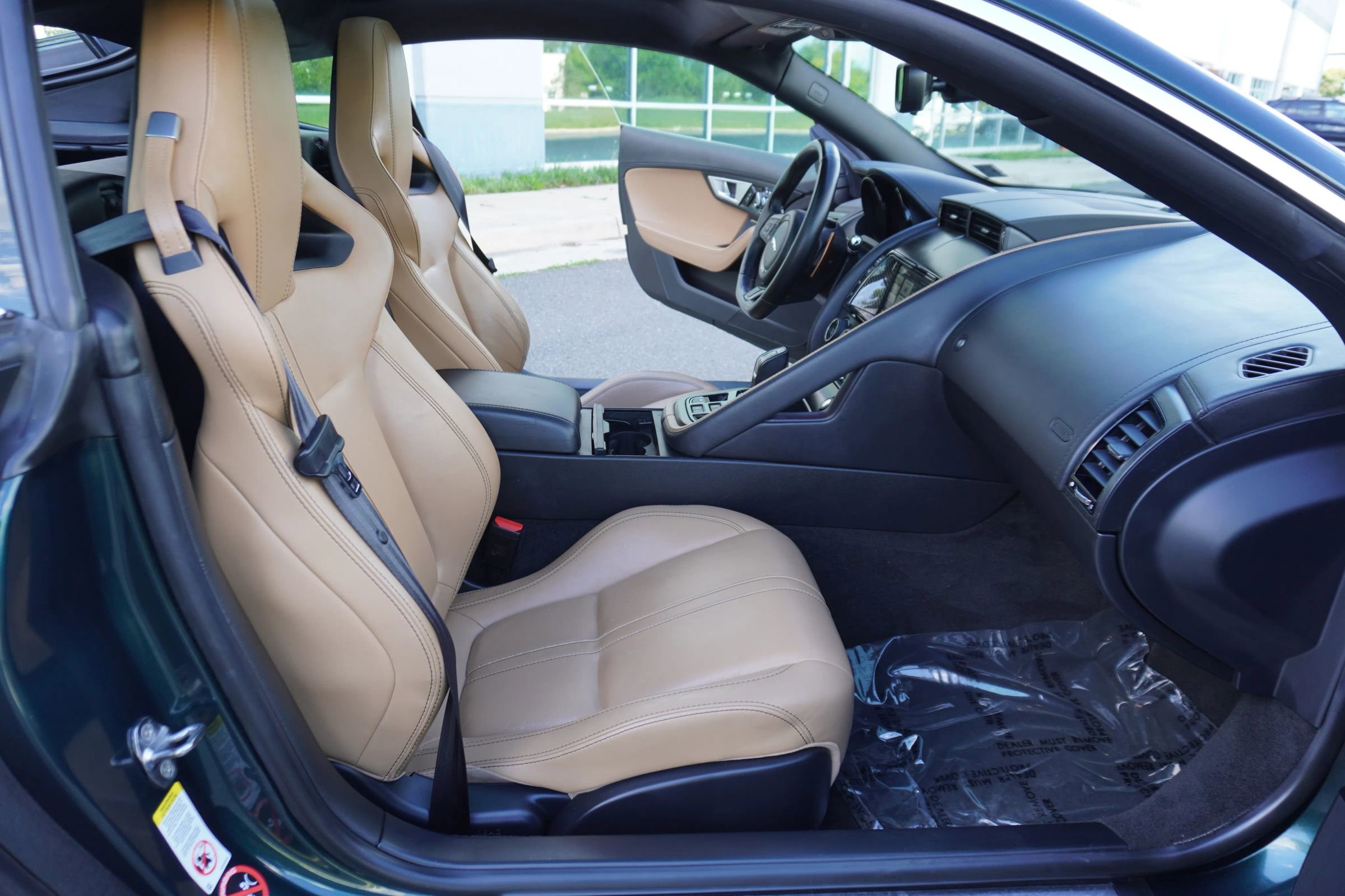 Used 2015 Jaguar F-TYPE S RWD image 9