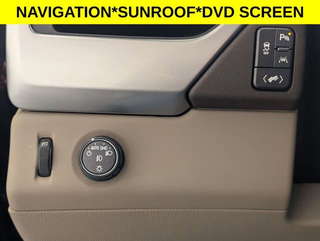 Used 2019 Chevrolet Suburban LT image 16