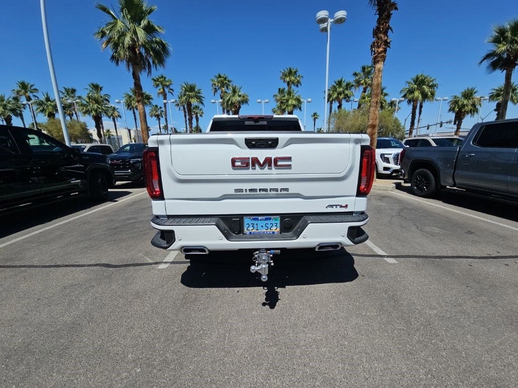 Used 2025 GMC Sierra 1500 AT4 w/ Technology Package AWD/4WD image 31