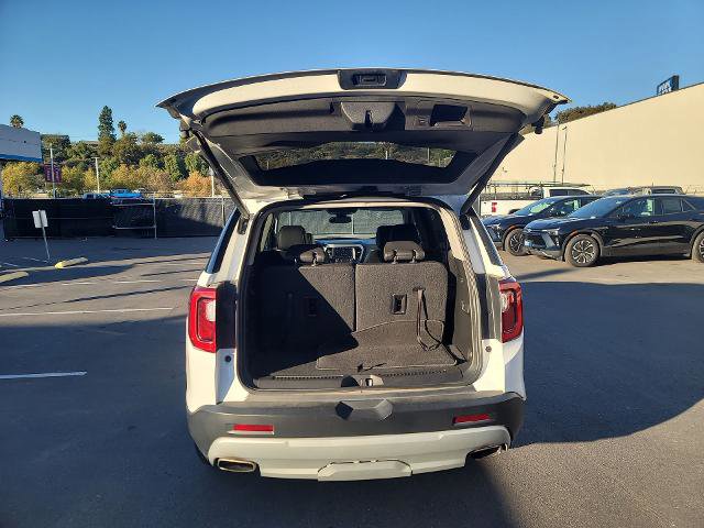 Used 2023 GMC Acadia SLT image 25