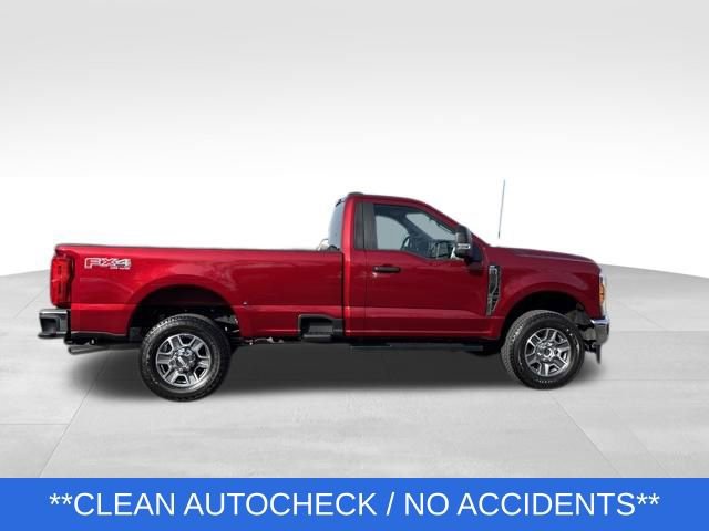 Used 2025 Ford F350 XLT image 6