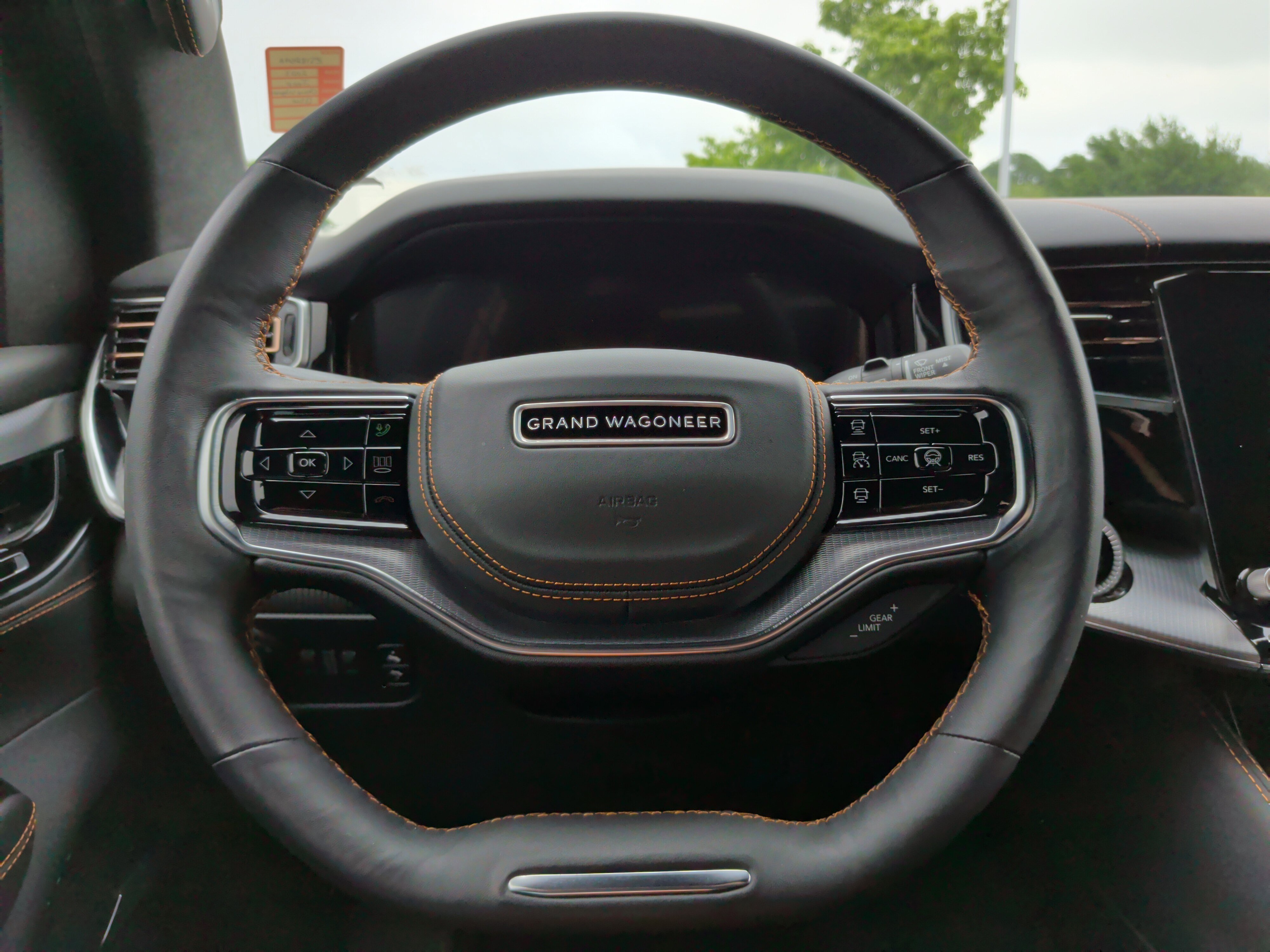 Used 2023 Jeep Grand Wagoneer Series III image 21