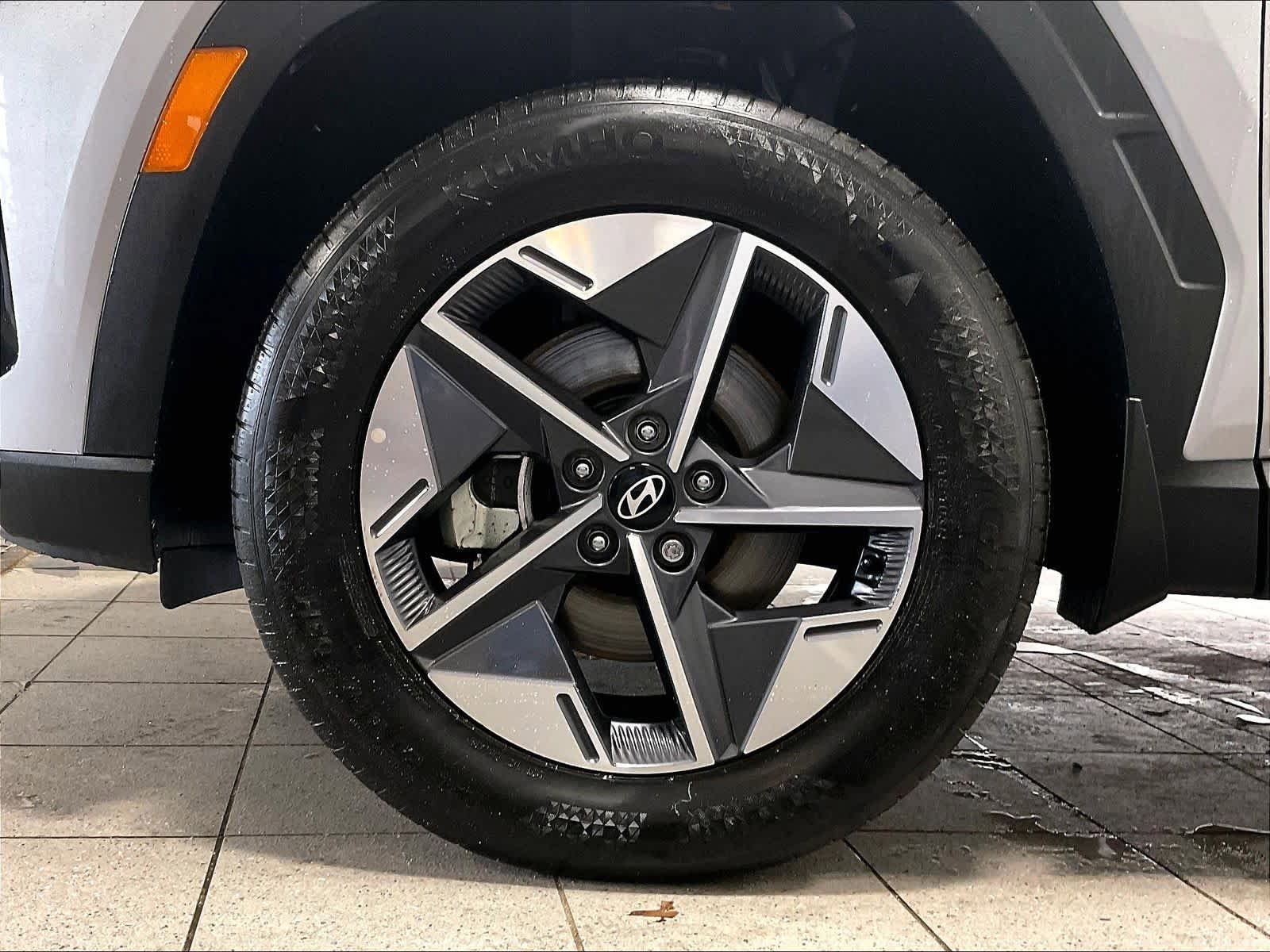 Used 2025 Hyundai Tucson SEL AWD/4WD image 7
