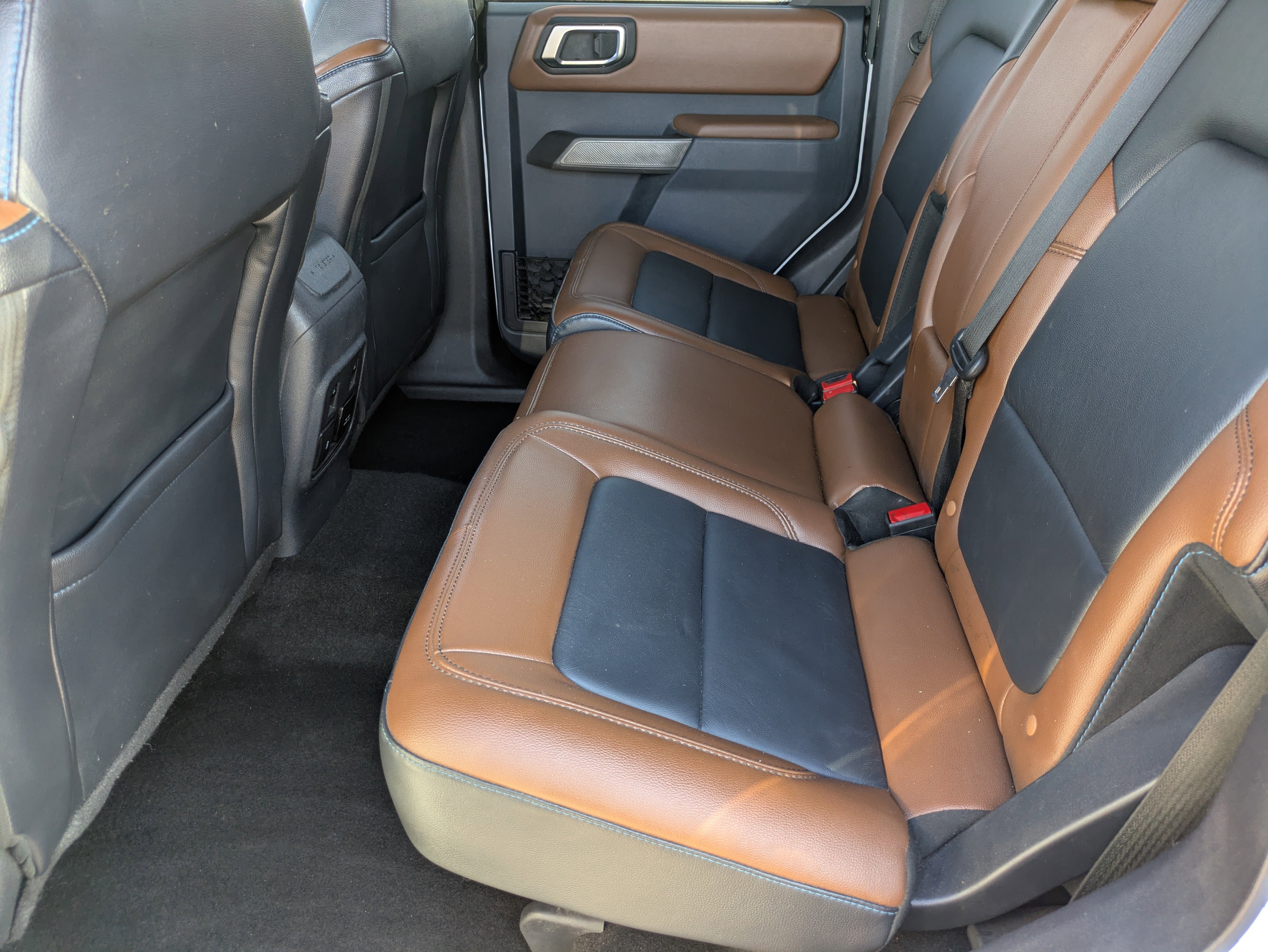 Used 2023 Ford Bronco Outer Banks image 14