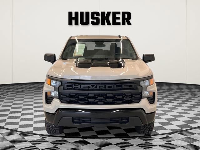 Used 2026 Chevrolet Silverado 1500 Custom Trail Boss w/ Dark Appearance Package AWD/4WD image 3