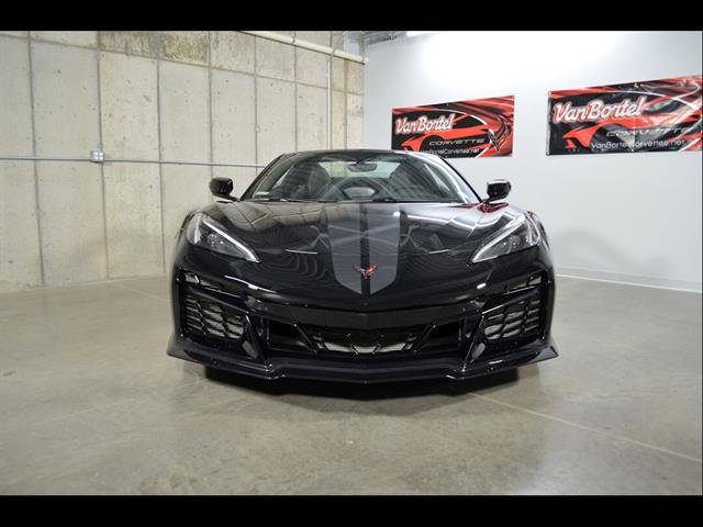 Used 2023 Chevrolet Corvette Z06 w/ Battery Protection Package image 3