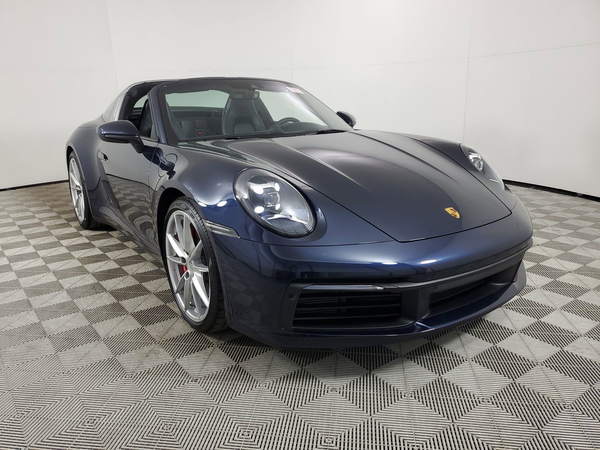 Used 2022 Porsche 911 Targa 4S image 2