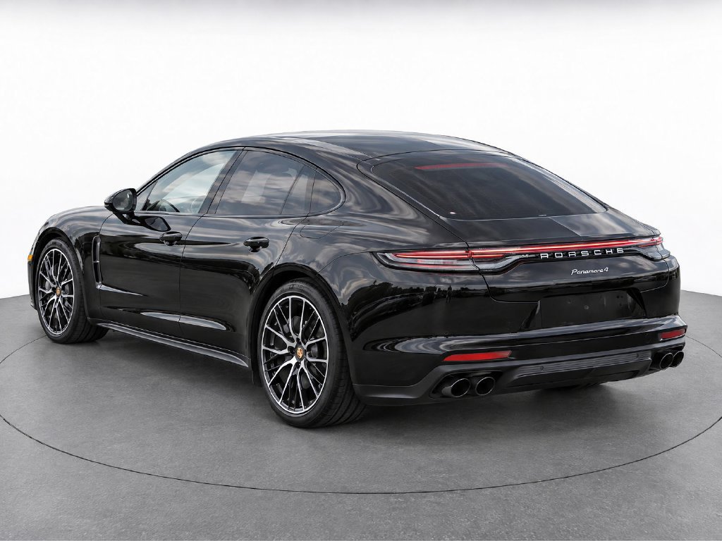 Certified 2023 Porsche Panamera 4 Platinum Edition AWD/4WD image 3