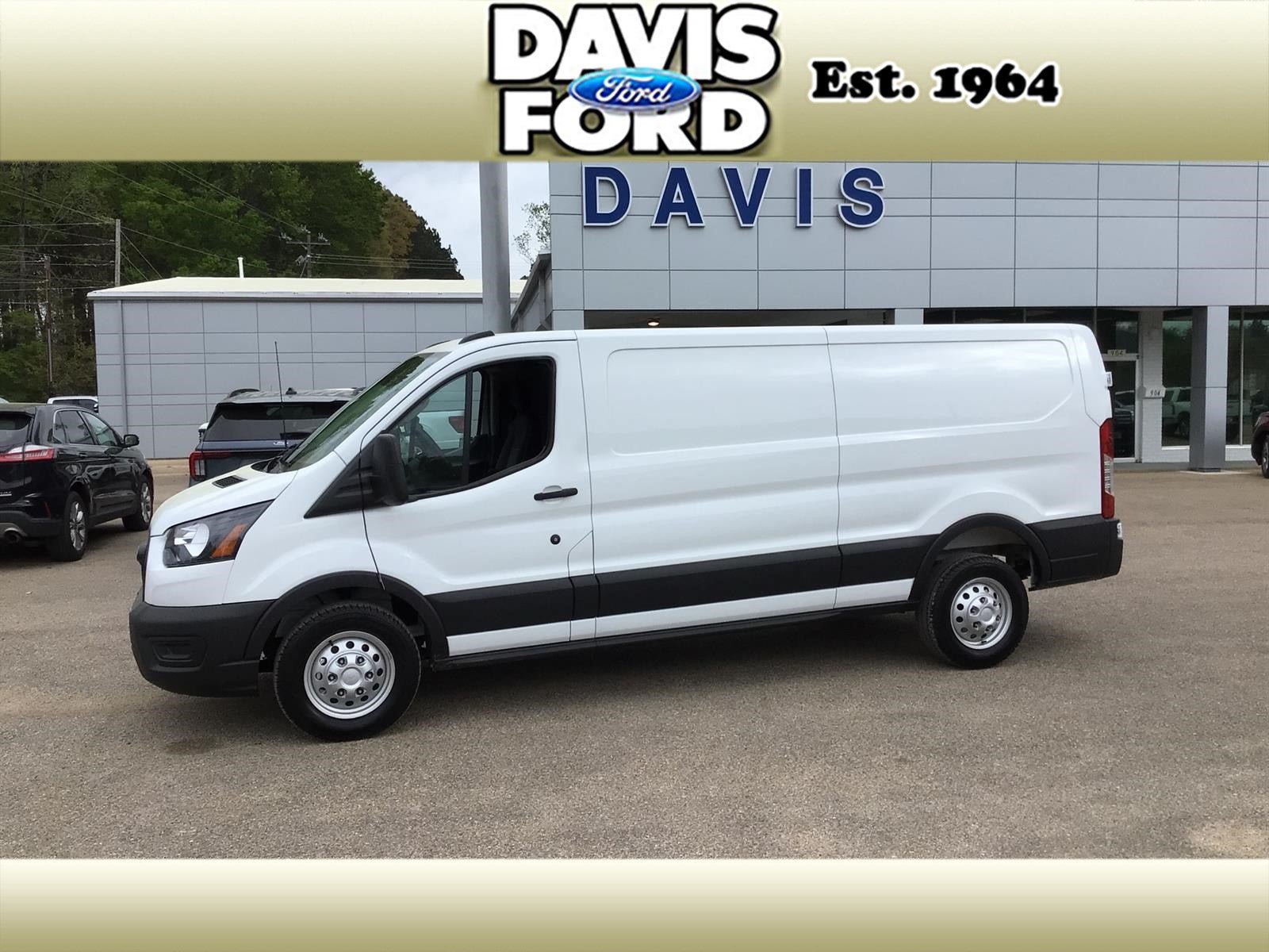 New 2026 Ford Transit 250 Low Roof AWD w/ Load Area Protection Package image 4