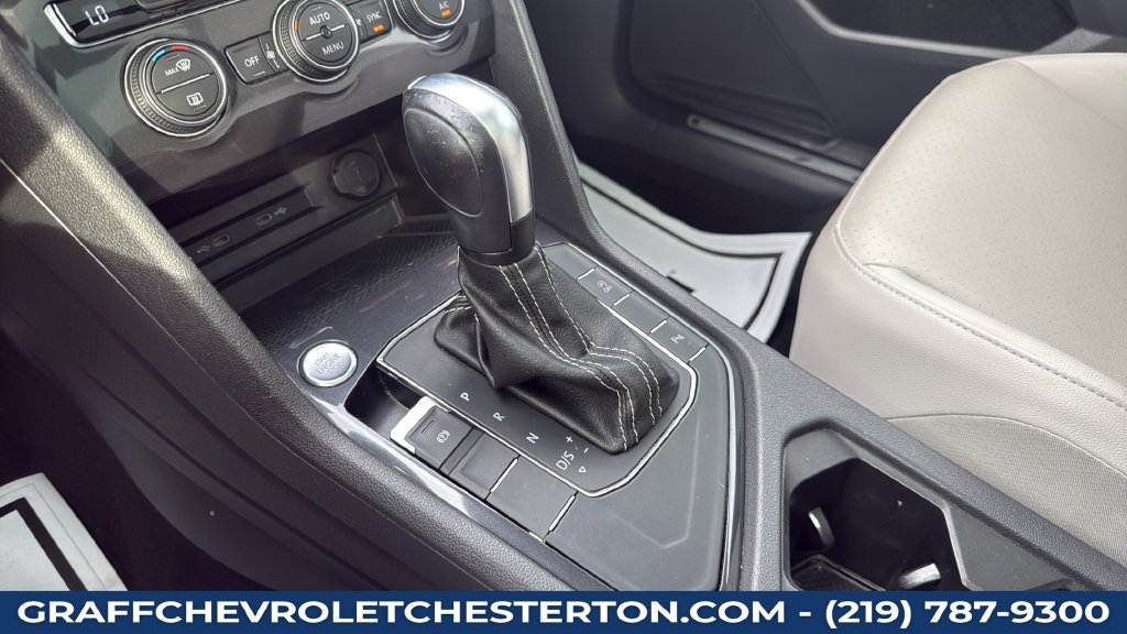 Used 2021 Volkswagen Tiguan SE R-Line FWD image 31
