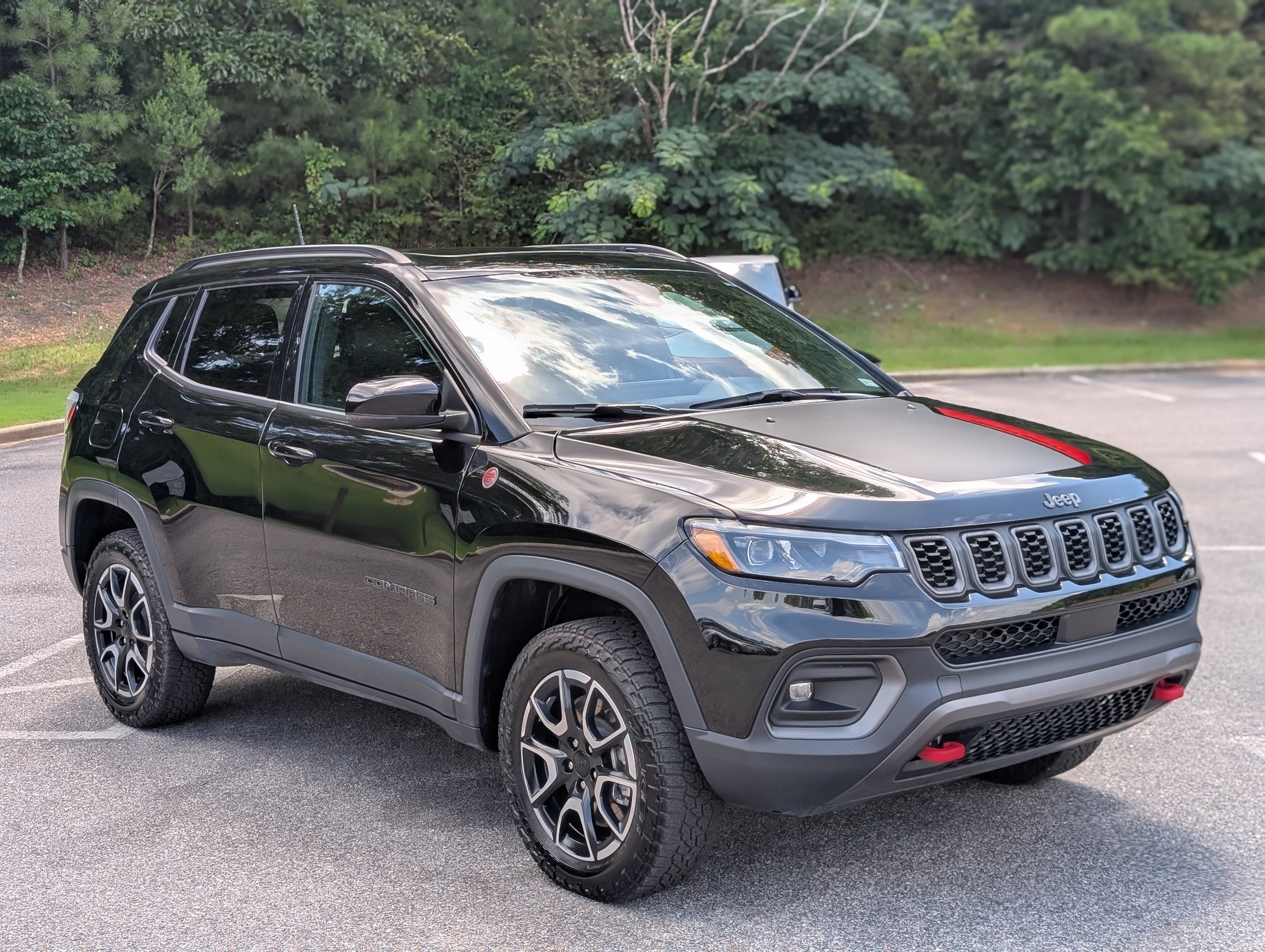 Used 2024 Jeep Compass Trailhawk w/ Trailhawk Elite Group AWD/4WD image 11