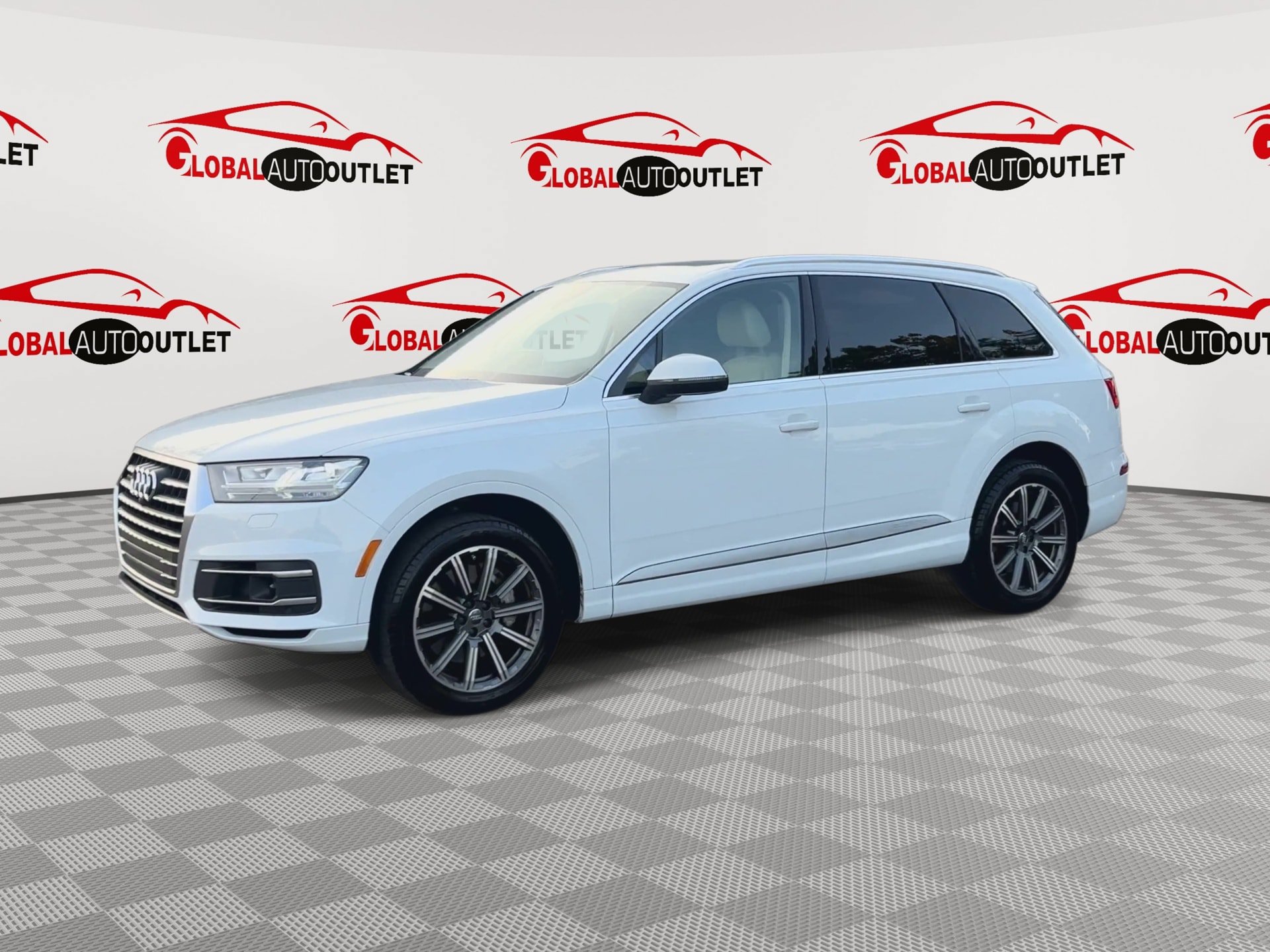 Used 2017 Audi Q7 3.0T Premium Plus AWD/4WD image 5