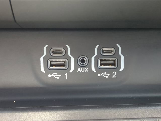 Used 2024 RAM 1500 Laramie RWD image 26