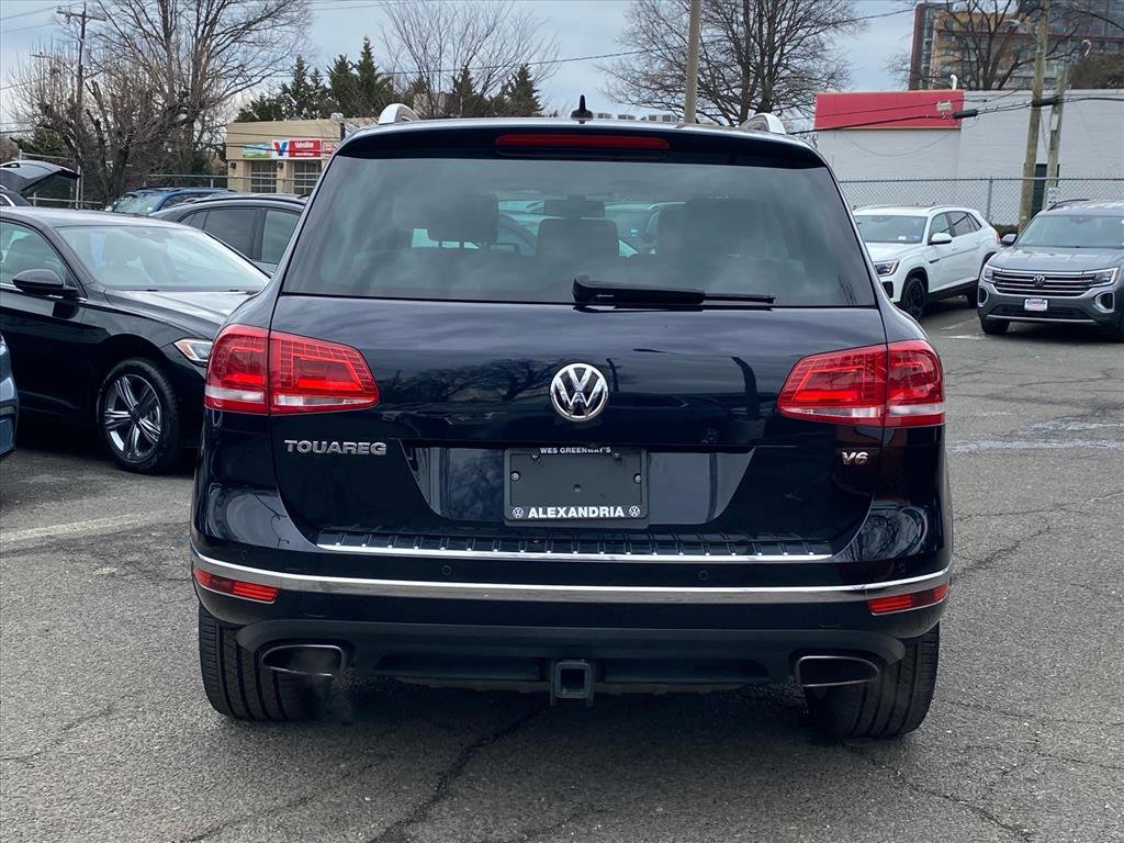 Used 2015 Volkswagen Touareg Executive image 4