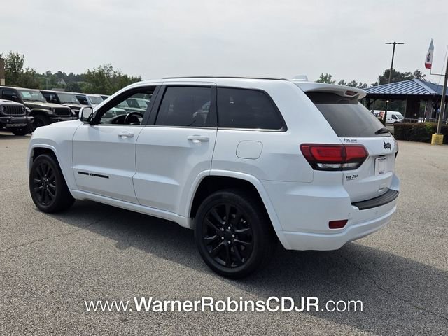 Used 2020 Jeep Grand Cherokee Altitude image 9