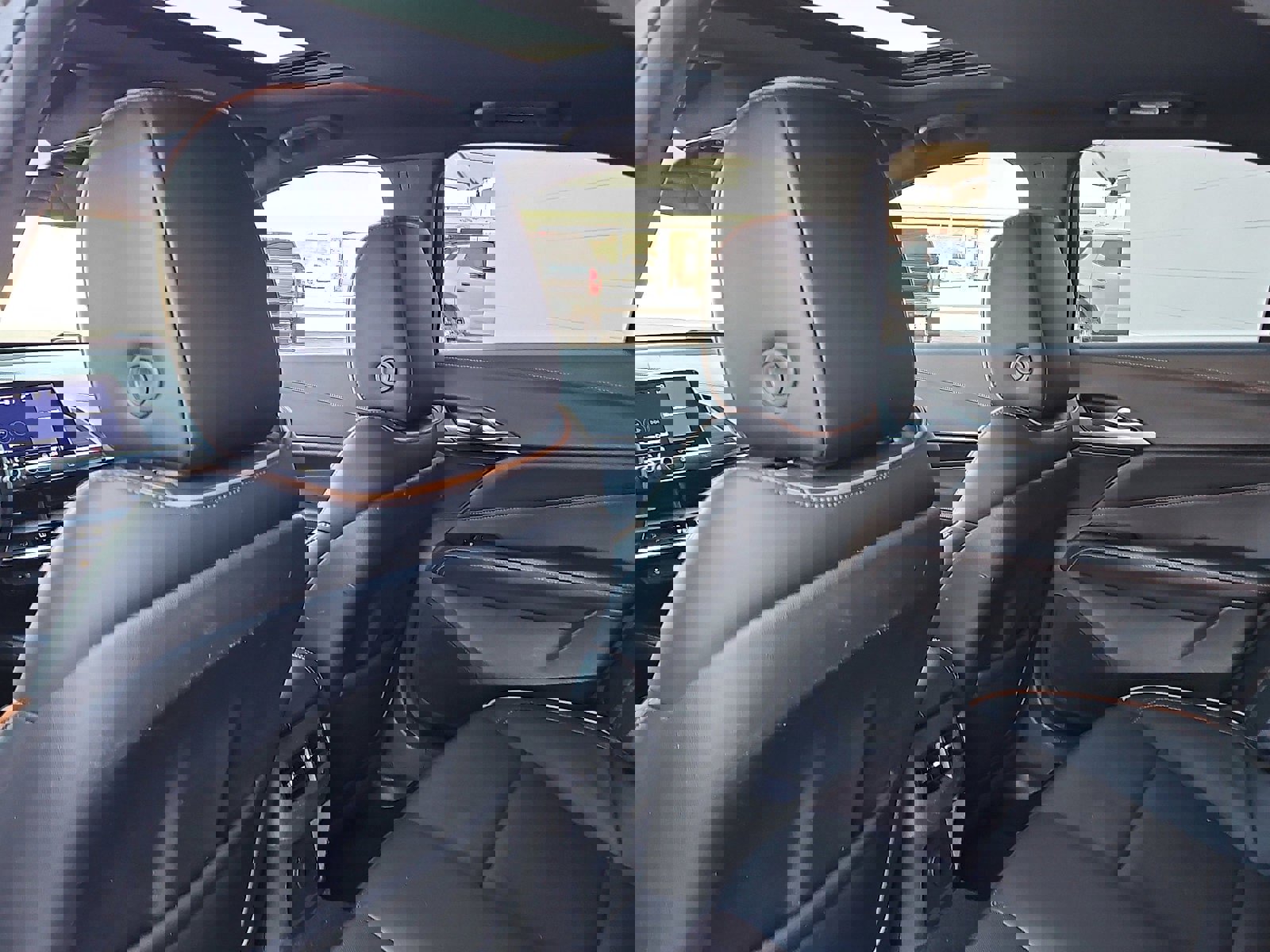 Used 2021 Cadillac CT4 V w/ Technology Package image 6