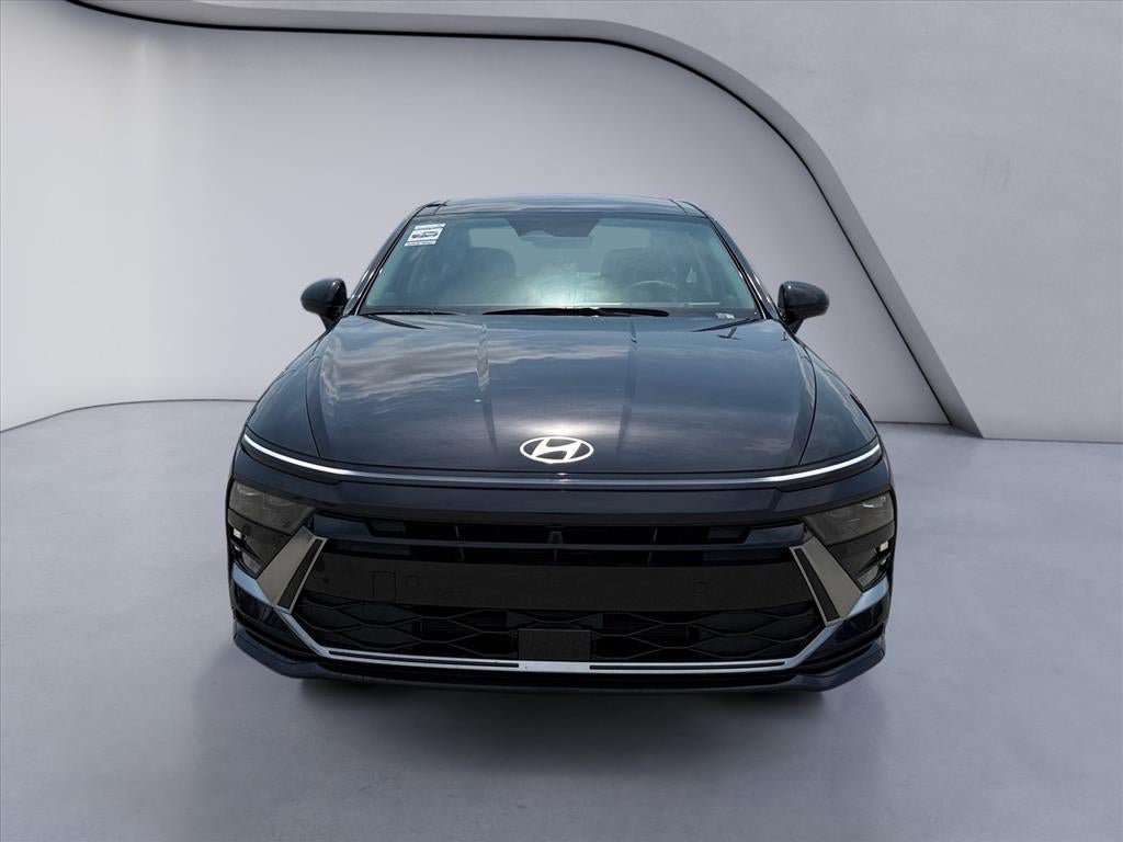 New 2026 Hyundai Sonata Limited FWD image 8