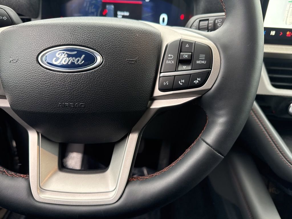 New 2025 Ford Explorer Active w/ Active Comfort Package image 20