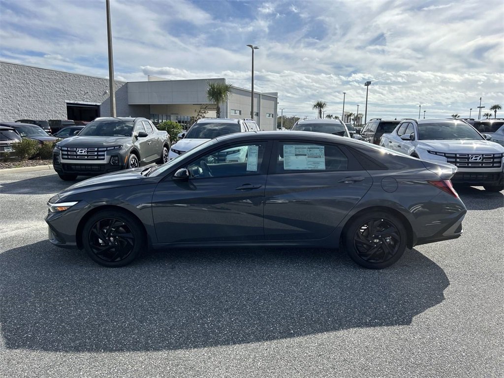 New 2026 Hyundai Elantra Sport image 12