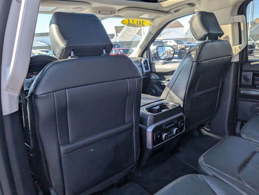 Used 2021 Ford Expedition Platinum image 42