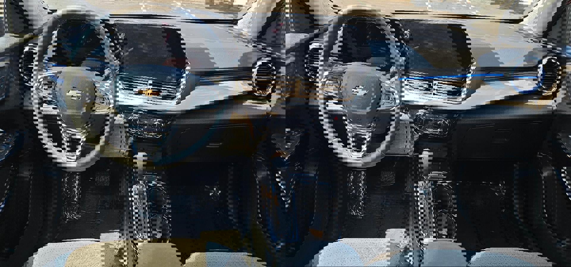 Used 2024 Chevrolet Trax LT w/ Driver Confidence Package image 13