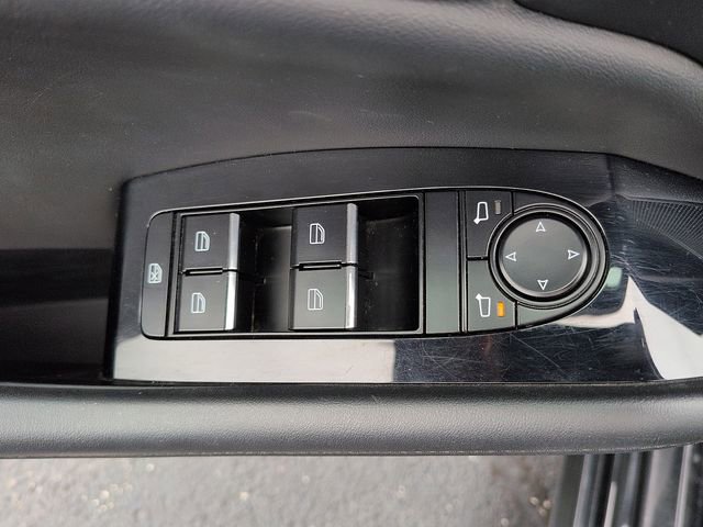 Used 2024 MAZDA MAZDA3 s FWD image 14