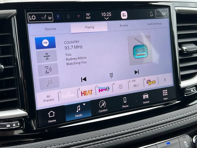 New 2027 Chrysler Pacifica Select AWD/4WD image 22