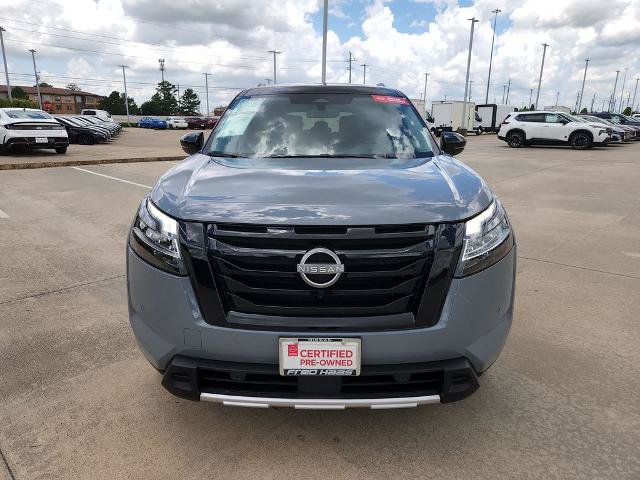Certified 2024 Nissan Pathfinder SL w/ Black Appearance Package FWD image 11
